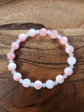 Handmade Pink Jade Beaded Bracelet